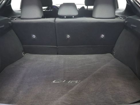 Used 2021 Toyota C-HR LE FWD image 13