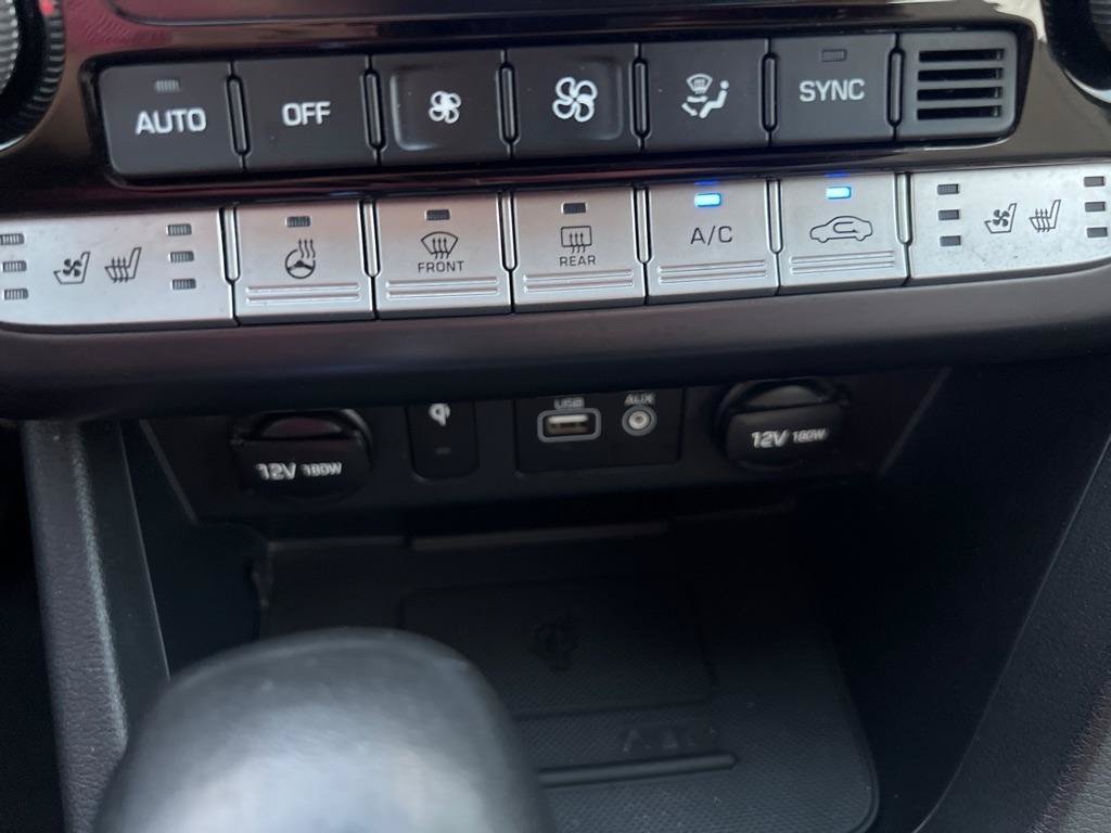 Used 2019 Hyundai Sonata Limited w/ Ultimate Package 04 FWD image 23