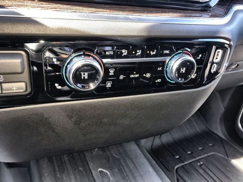 New 2026 GMC Sierra 2500 SLE AWD/4WD image 19