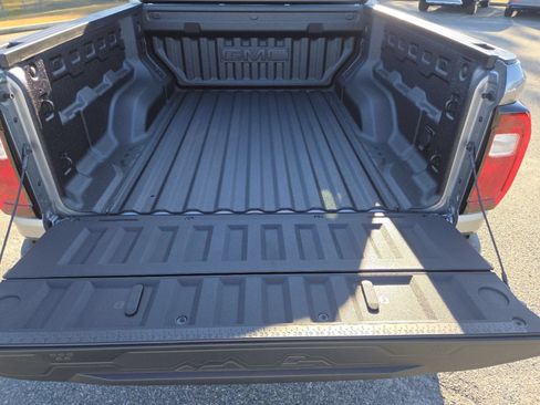 New 2026 GMC Canyon Elevation w/ Convenience Package RWD image 21
