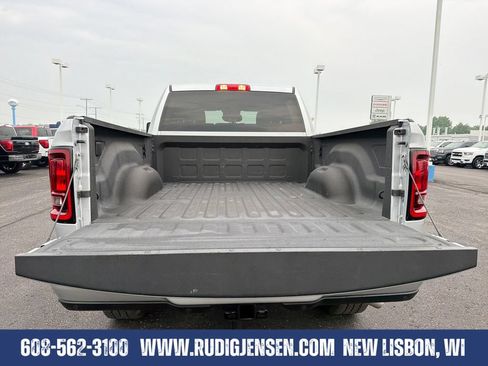 Used 2026 RAM 2500 Big Horn AWD/4WD image 22