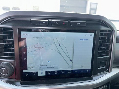 Used 2021 Ford F150 Lariat w/ Max Trailer Tow Package image 13