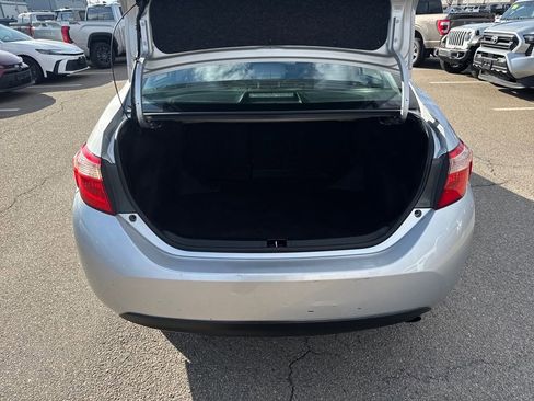 Used 2017 Toyota Corolla LE image 37