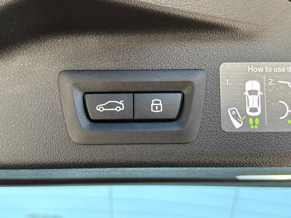Used 2026 BMW X5 sDrive40i w/ Parking Assistance Package RWD image 17