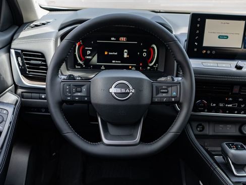 New 2026 Nissan Rogue Platinum AWD/4WD image 13