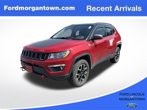 Used 2019 Jeep Compass Trailhawk AWD/4WD image 1