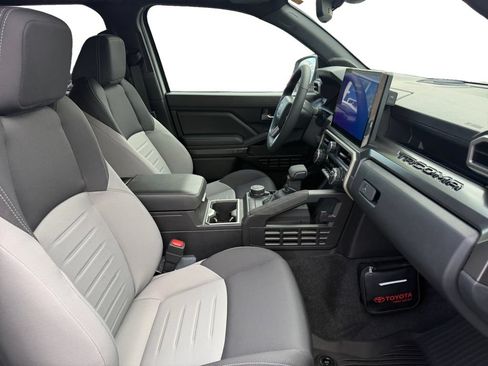 New 2026 Toyota Tacoma TRD Sport w/ TRD Sport Upgrade Package AWD/4WD image 18