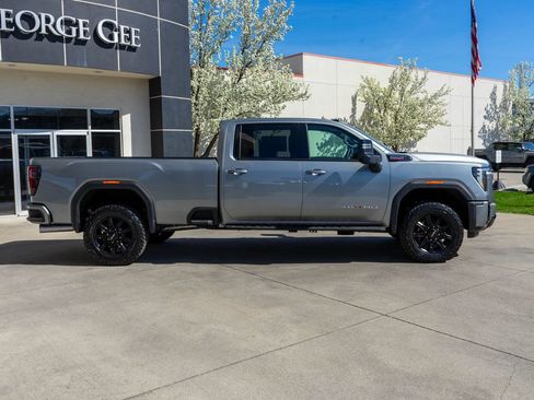 New 2026 GMC Sierra 3500 AT4 w/ AT4 Premium Plus Package AWD/4WD image 8