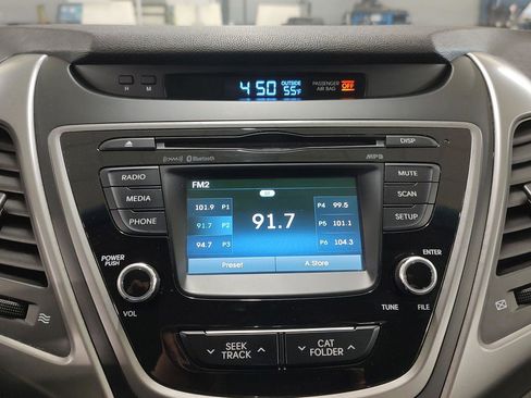 Used 2015 Hyundai Elantra SE w/ Option Group 02 image 7