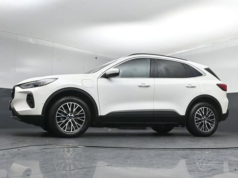 Certified 2024 Ford Escape Base w/ PHEV Premium Package image 37