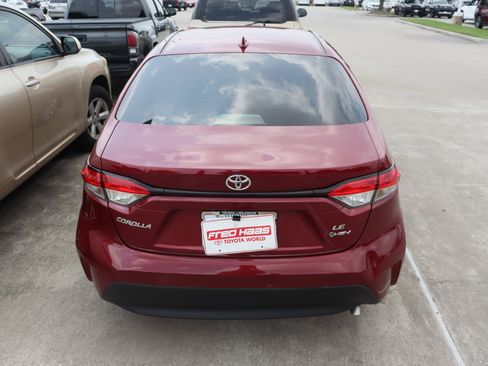 Used 2026 Toyota Corolla LE FWD image 7