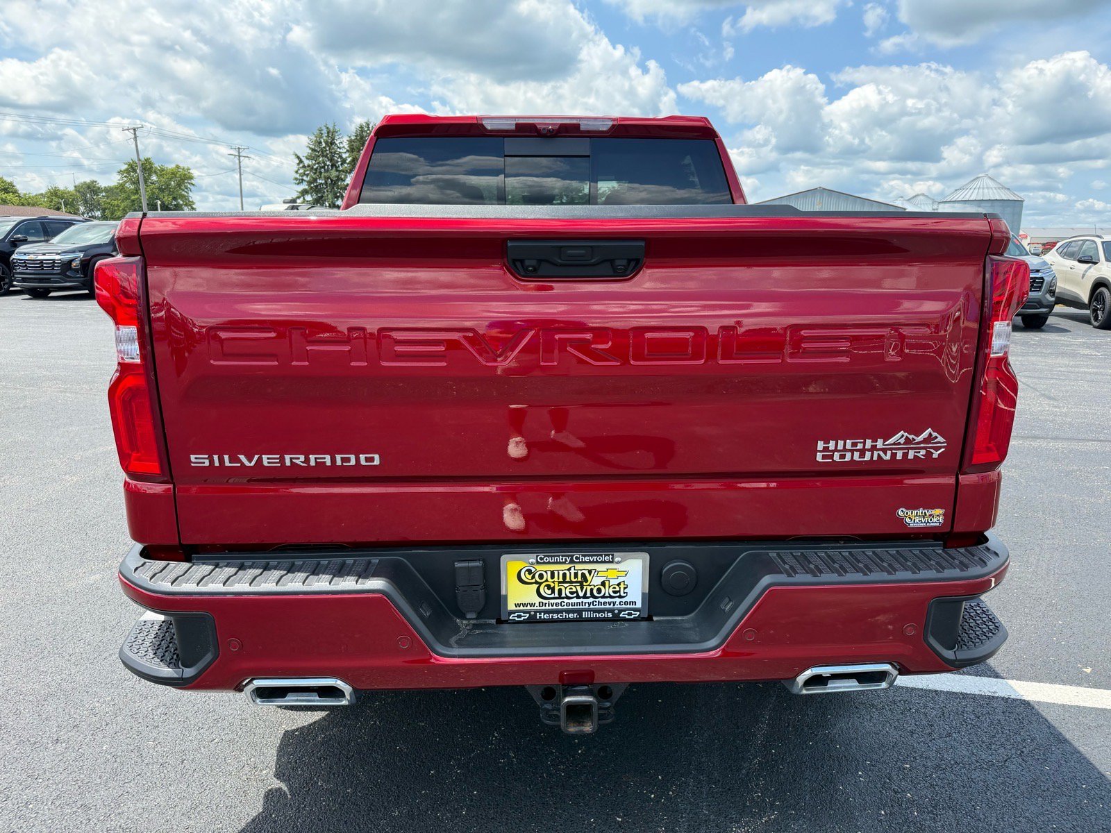 Used 2025 Chevrolet Silverado 1500 High Country AWD/4WD image 4