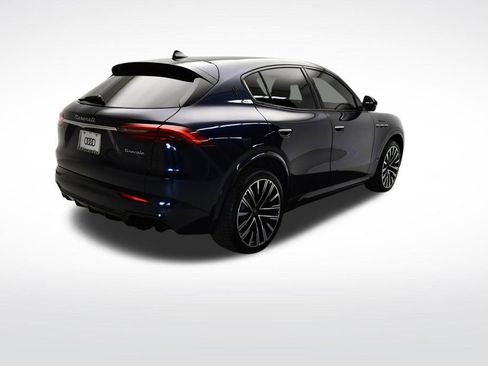 Used 2023 Maserati Grecale Modena AWD/4WD image 8