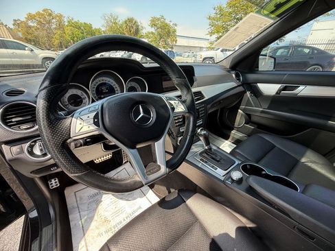 Used 2013 Mercedes-Benz C 250 Sedan image 11