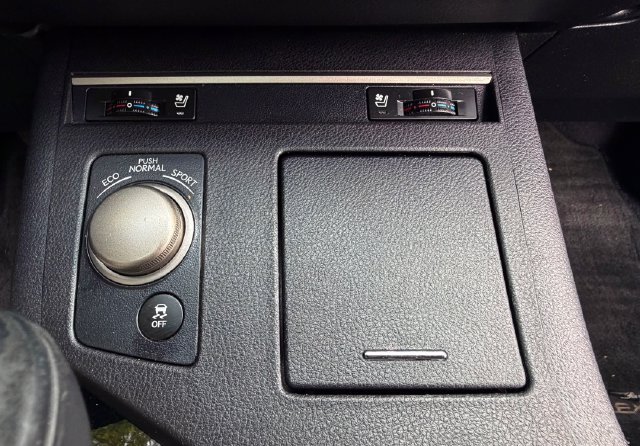 Used 2014 Lexus ES 350 w/ Premium Package FWD image 30