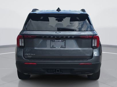 Used 2025 Ford Explorer Active