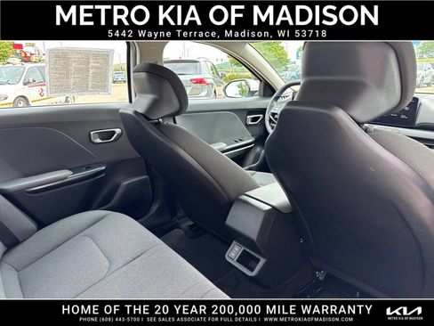 Used 2025 Kia K4 FWD image 36