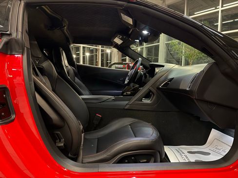 Used 2017 Chevrolet Corvette Stingray Z51 image 21