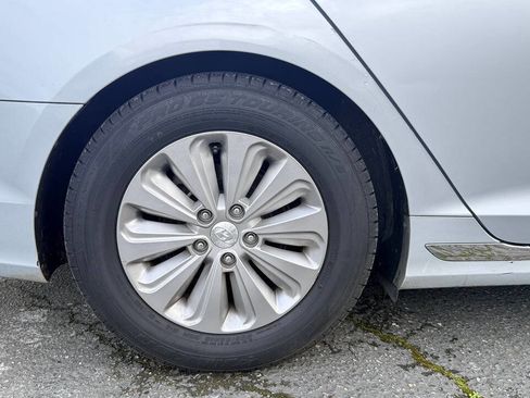 Used 2017 Hyundai Sonata SE image 33