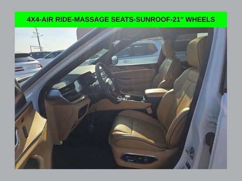 Used 2022 Jeep Grand Cherokee Summit AWD/4WD image 1