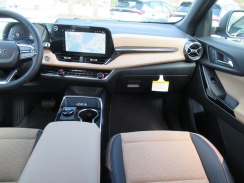 New 2026 Chevrolet Equinox ACTIV image 14