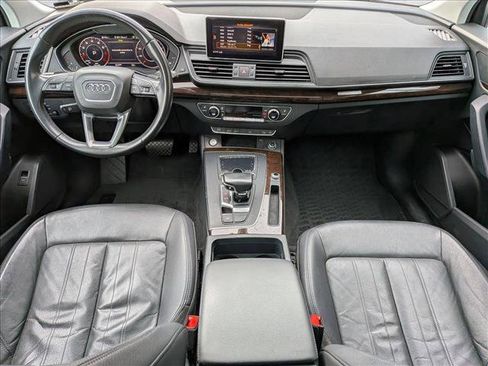 Used 2018 Audi Q5 2.0T Premium Plus w/ Premium Plus Package image 19