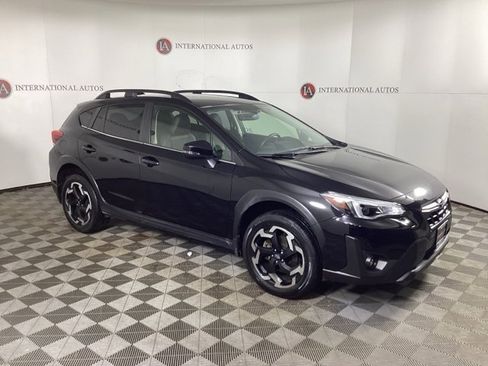 Certified 2022 Subaru Crosstrek 2.5i Limited w/ Popular Package #3 image 3