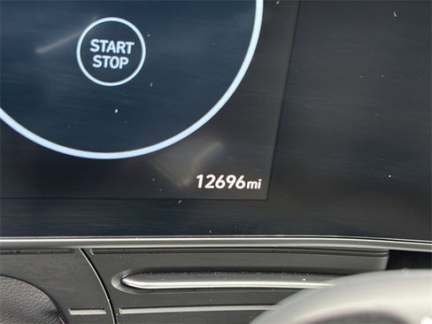 Used 2024 Hyundai Kona Limited image 25