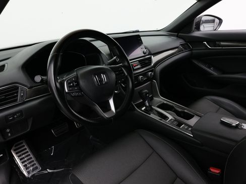 Used 2021 Honda Accord Sport image 8