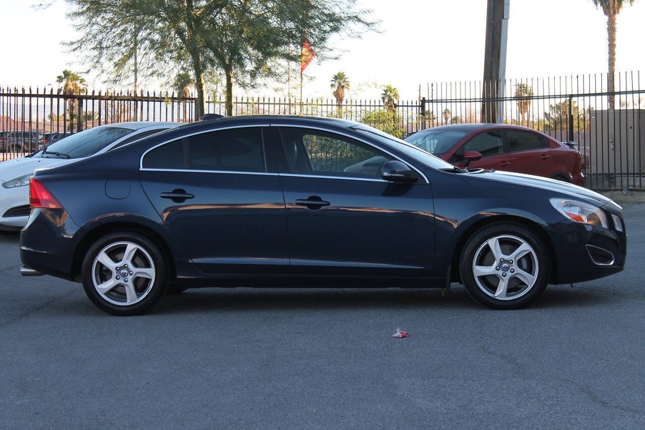 Used 2012 Volvo S60 T5 w/ Climate Pkg FWD image 8