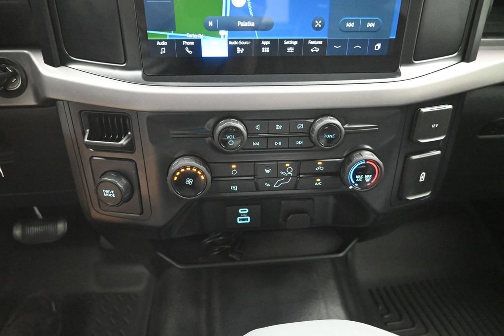Used 2024 Ford F150 XL RWD image 19