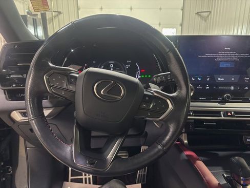 Used 2023 Lexus RX 500h F Sport image 16