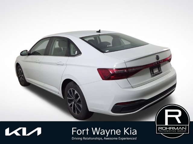 Used 2025 Volkswagen Jetta S FWD image 9
