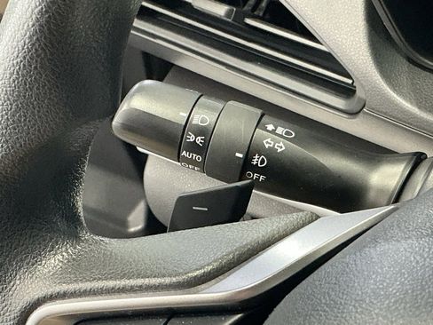 Used 2024 Subaru Impreza 2.0i Sport image 32