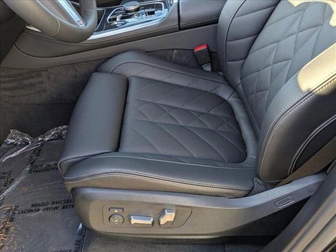 Used 2026 BMW X5 xDrive40i w/ M Sport Package image 4