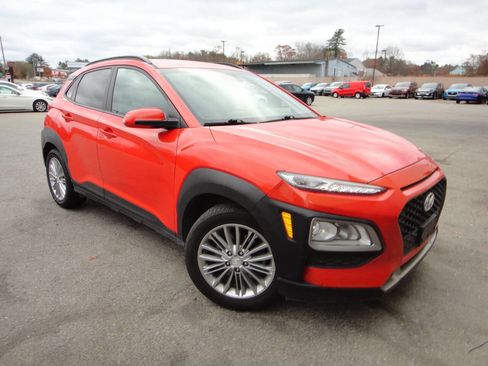 Used 2020 Hyundai Kona SEL Plus image 3