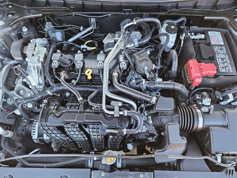 Used 2024 Nissan Altima 2.5 SV image 22