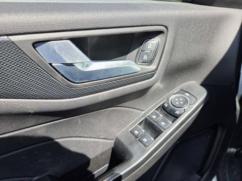 Used 2024 Ford Escape ST-Line w/ Tech Pack #1 AWD/4WD image 39