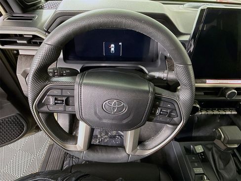 Certified 2024 Toyota Tacoma Limited image 21