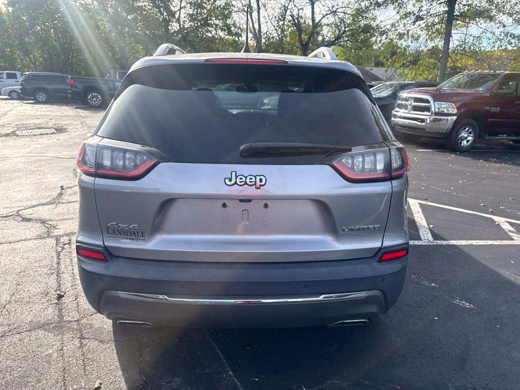 Used 2019 Jeep Cherokee Limited w/ Luxury Group AWD/4WD image 6