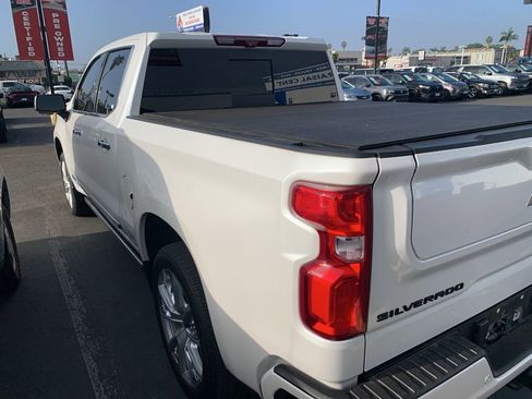 Used 2023 Chevrolet Silverado 1500 High Country w/ High Country Premium Package image 7