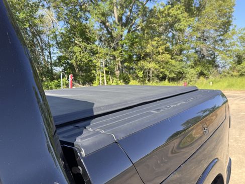 Used 2020 RAM 1500 Limited w/ Black Appearance Package AWD/4WD image 21
