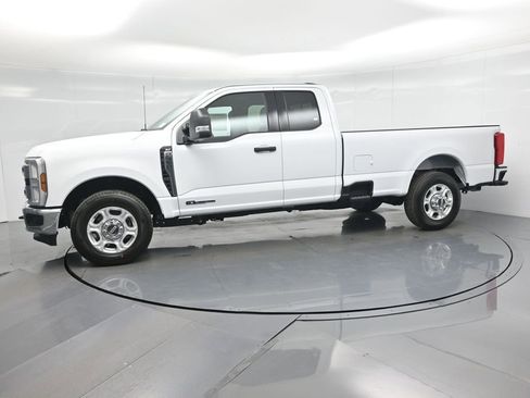 New 2026 Ford F350 XLT image 23