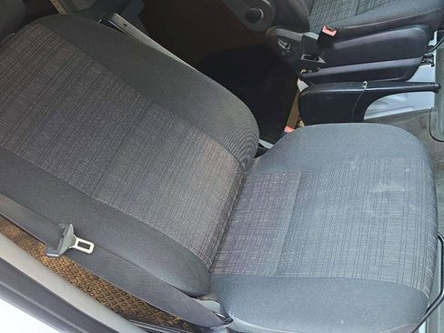 Used 2014 Freightliner Sprinter 3500 image 28