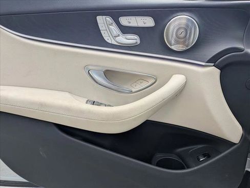 Used 2023 Mercedes-Benz E 350 4MATIC Sedan image 7