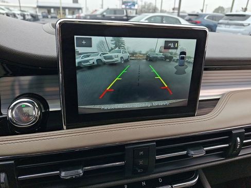 Used 2021 Lincoln Corsair AWD w/ Premium Package image 20