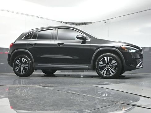 Certified 2025 Mercedes-Benz GLA 250 image 33