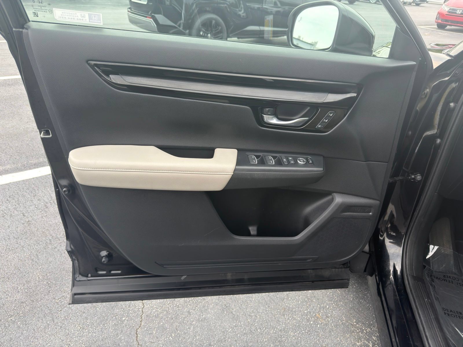 Used 2024 Honda CR-V EX-L image 11