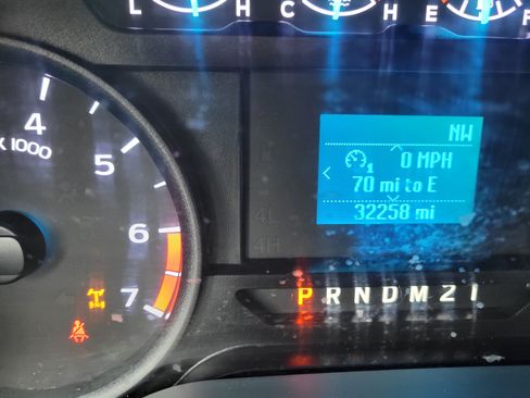 Used 2022 Ford F250 XL w/ Power Equipment Group AWD/4WD image 16