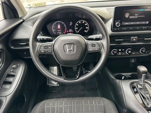 Used 2024 Honda HR-V LX image 16